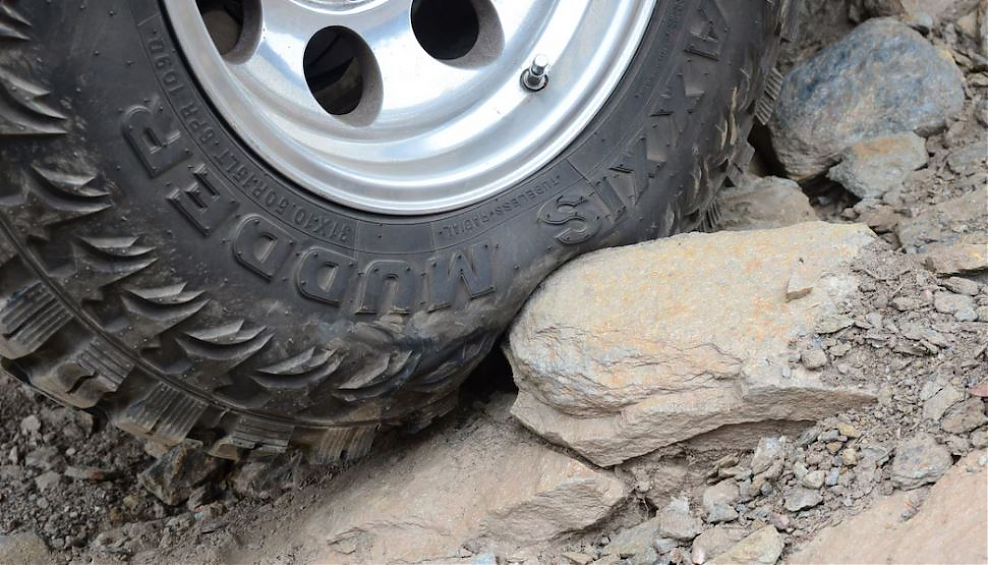 Автомобильная шина Maxxis Bighorn MT764 / Mudder Buckshot II 285/75R16 126/123K