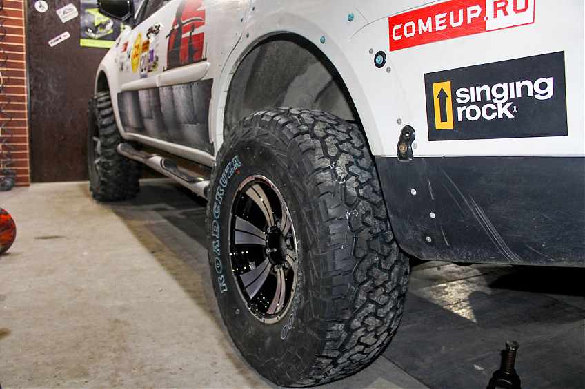 Шина автомобильная всесезонная ROADCRUZA RA1100 A/T P265/70R16 111T