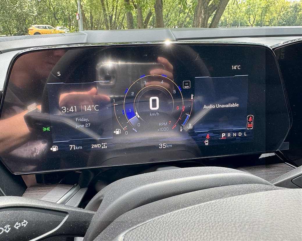 CHEVROLET ТАНОЕ LT Серый, рестайлинг 2025