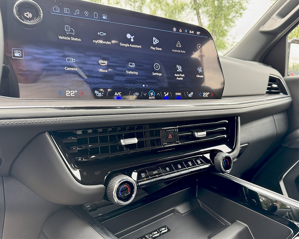 CHEVROLET ТАНОЕ LT Черный, рестайлинг 2025