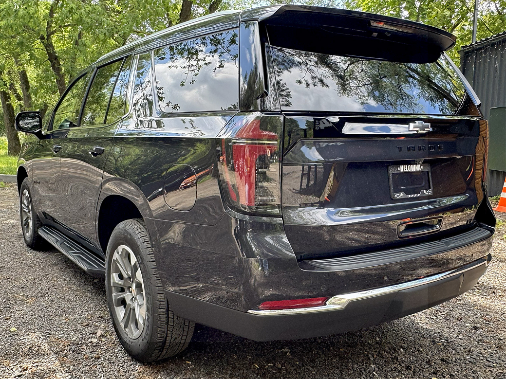 CHEVROLET ТАНОЕ LT Серый, рестайлинг 2025