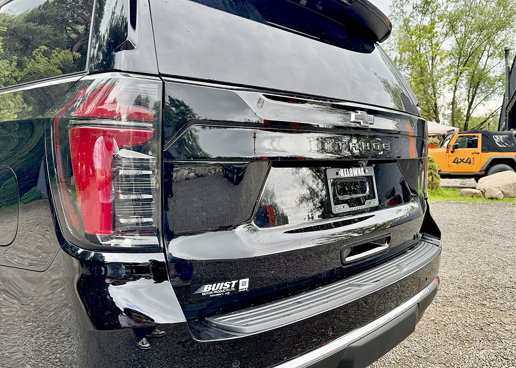 CHEVROLET ТАНОЕ LT Черный, рестайлинг 2025