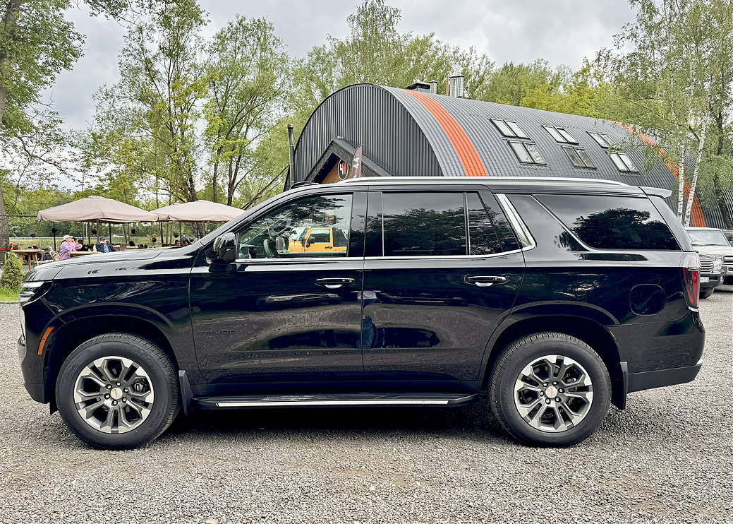 CHEVROLET ТАНОЕ LT Черный, рестайлинг 2025