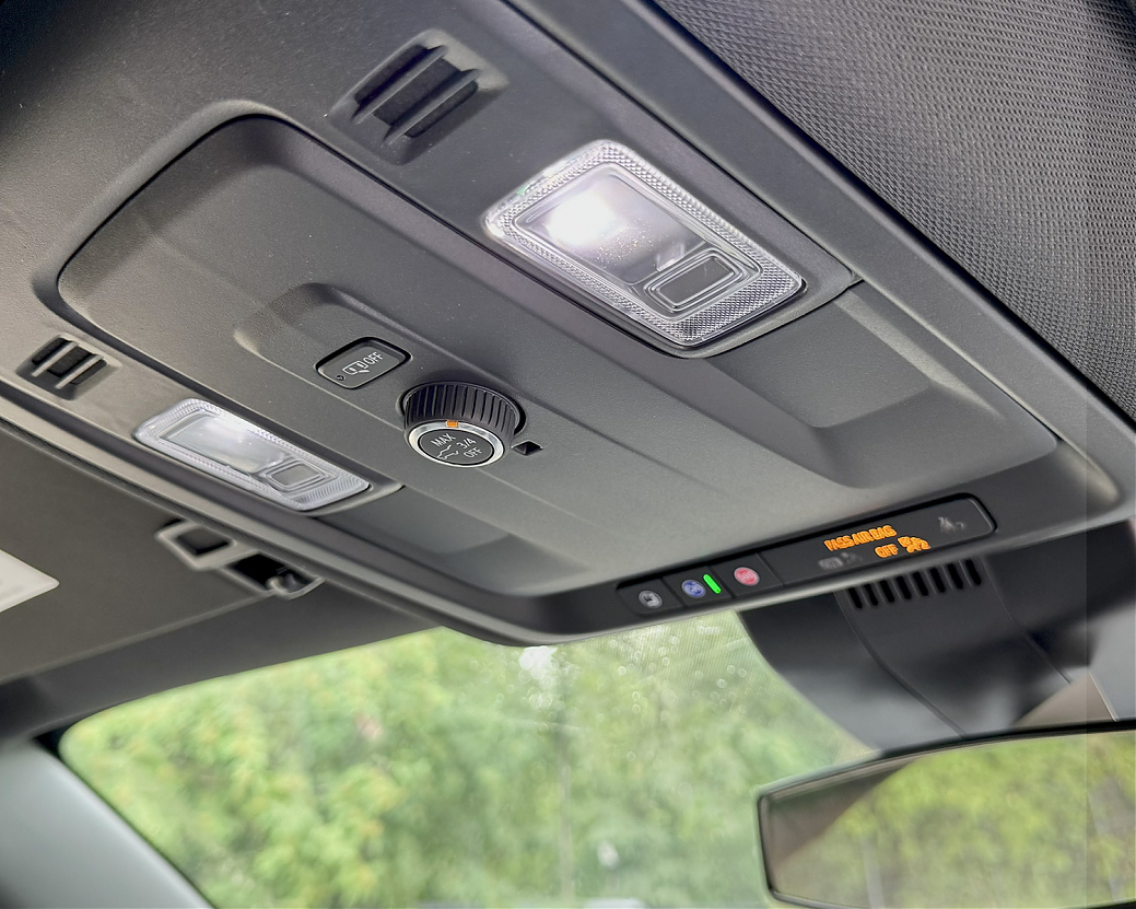 CHEVROLET ТАНОЕ LT Черный, рестайлинг 2025