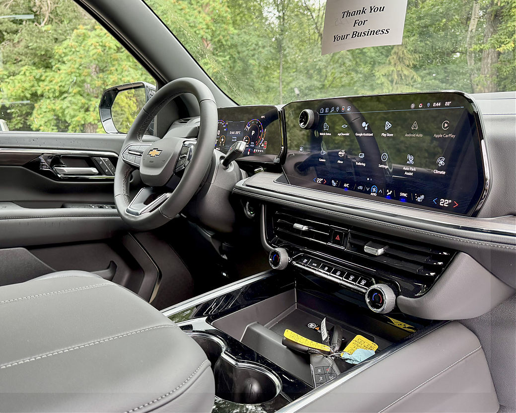 CHEVROLET ТАНОЕ LT Черный, рестайлинг 2025