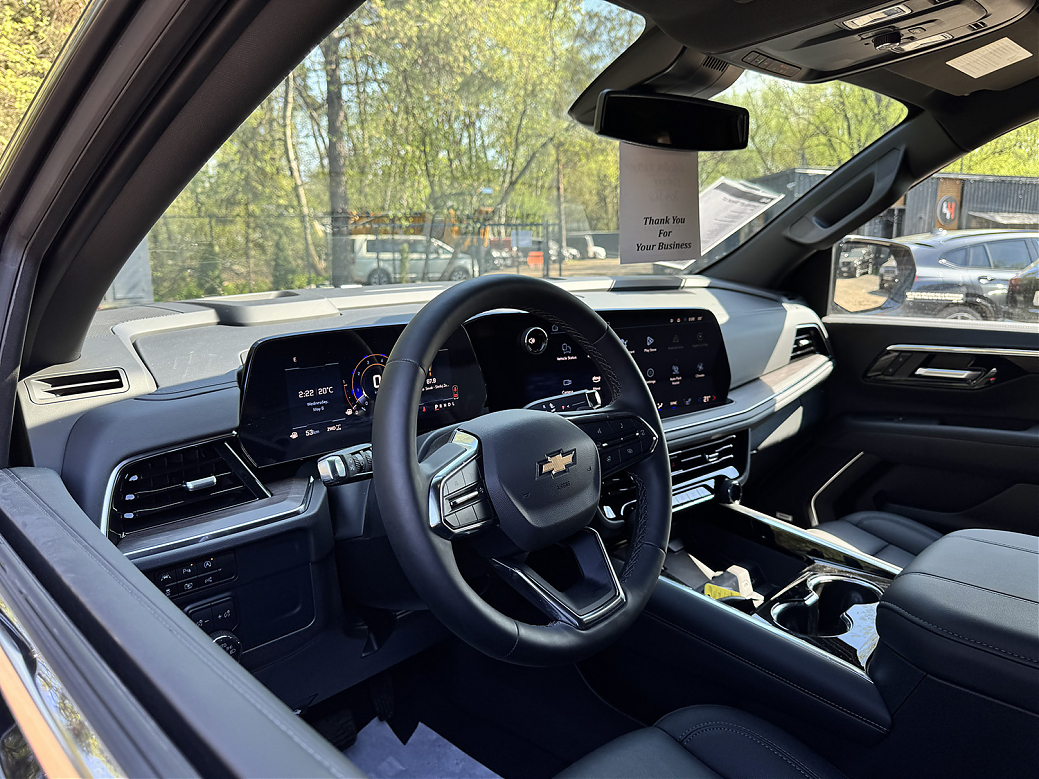 CHEVROLET ТАНОЕ LT Черный, рестайлинг 2025