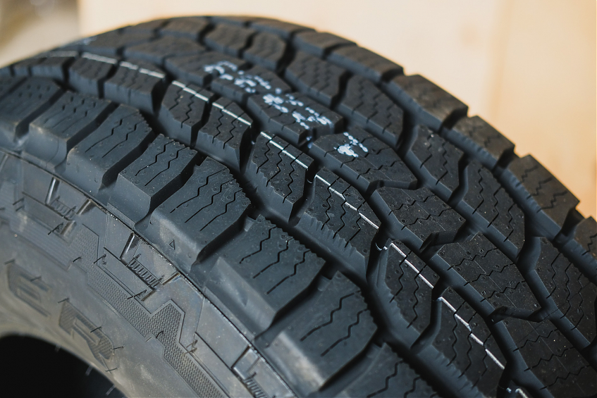 Всесезонная автомобильная шина Cooper Discoverer AT3 4S 265/70 R18 116T